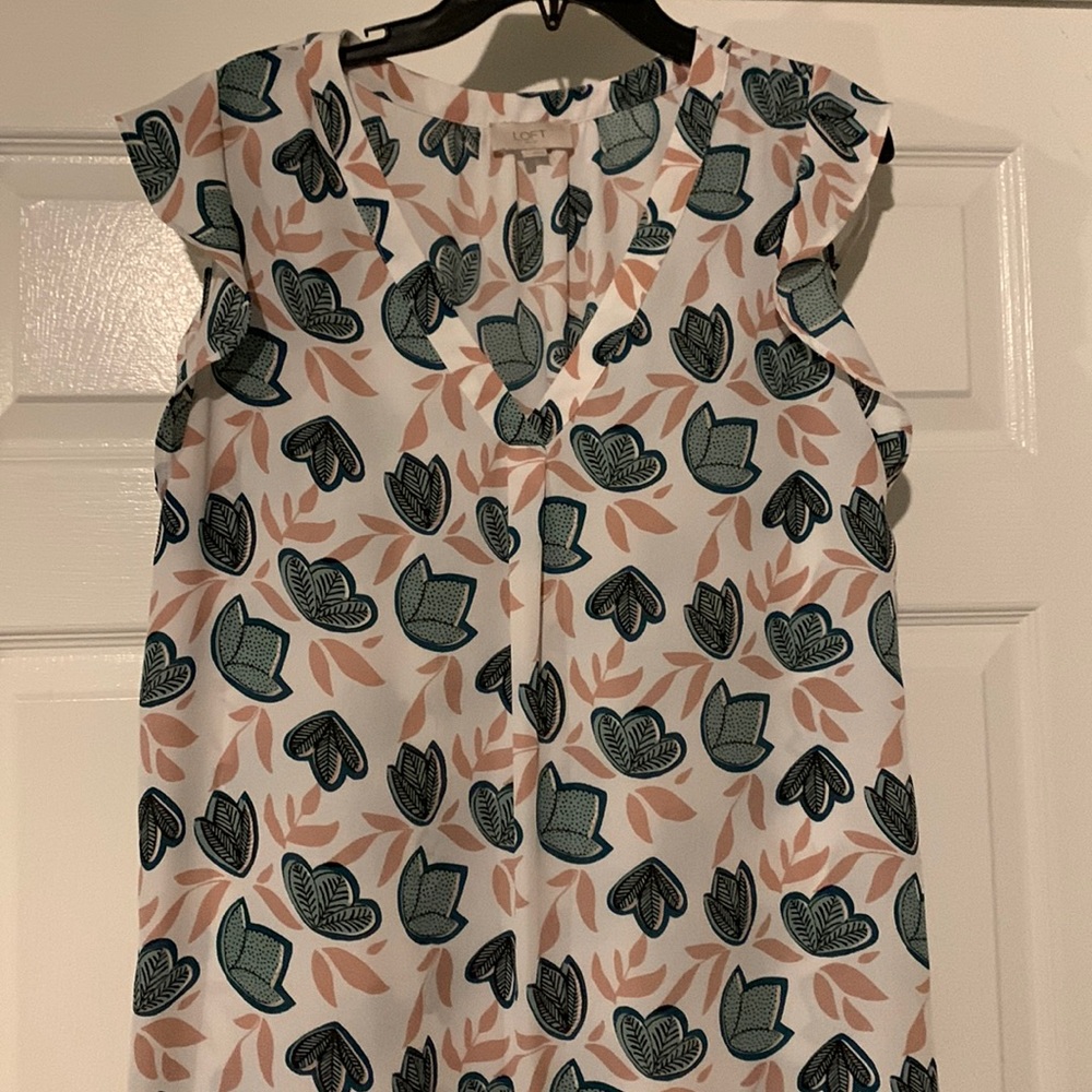 Loft Outlet - Flutter sleeve top